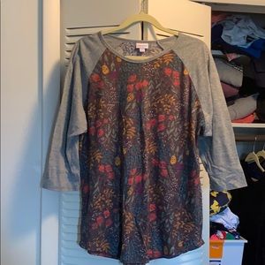 Lula roe comfy baseball tee